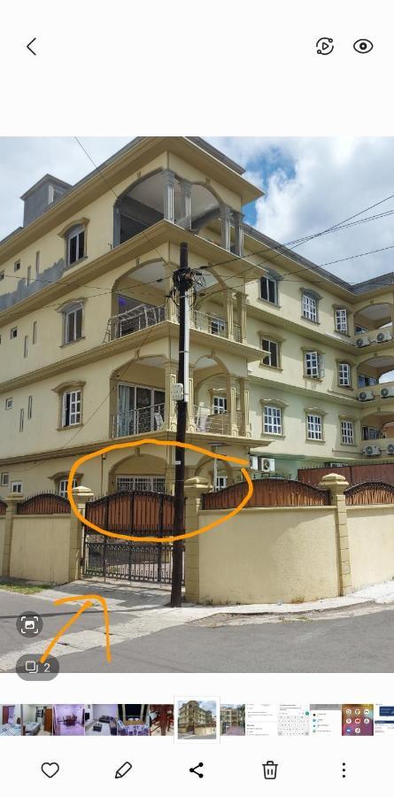 Rs Villas - Three Bedrooms Share Apartment With Private Room And Free Wifi And 100Mts To The Beach And Ac And 100Mts To Bus Stop And Pool Flic-en-Flacq Eksteriør bilde